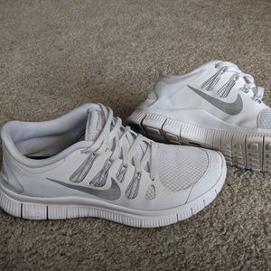 Womens Nike Free Runs